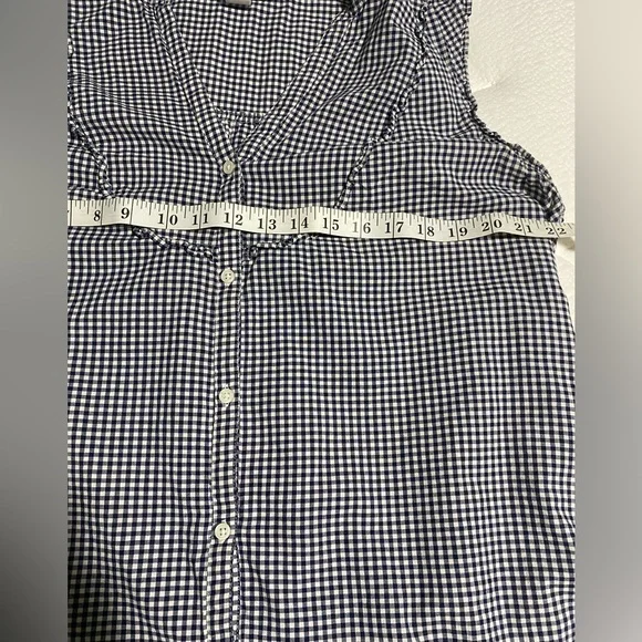 ❤️❤️Old Navy Country Checker Board White & Black Sleeveless Button Down - Picture 6 of 7